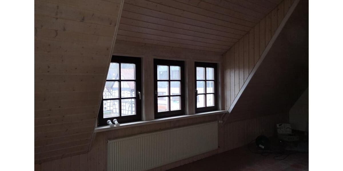 Etagenwohnung Eschborn - 4 Zimmer, 135 m&sup2;, 1.600&euro; | Angebot:26252822