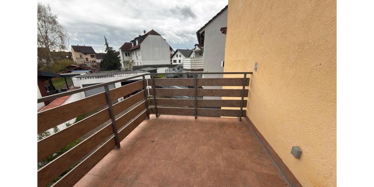 Doppelhaushälfte Münster (Hessen) - 7 Zimmer, 195 m&sup2;, 2.450&euro; | Angebot:26048023