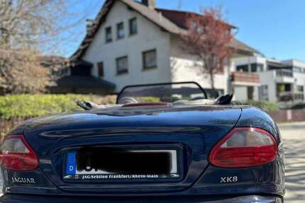 Jaguar XK8 142.000 km 9.800 &euro; Offenbach 63069
