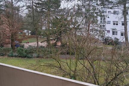 Wohnung Schwalbach am Taunus - 3 Zimmer, 82 m&sup2;, 230.000&euro; | Angebot:25306281