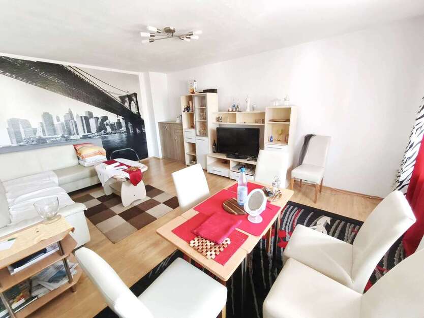 Haus zum Kaufen in Großkrotzenburg 410.000 € 200 m² 7 zimmer