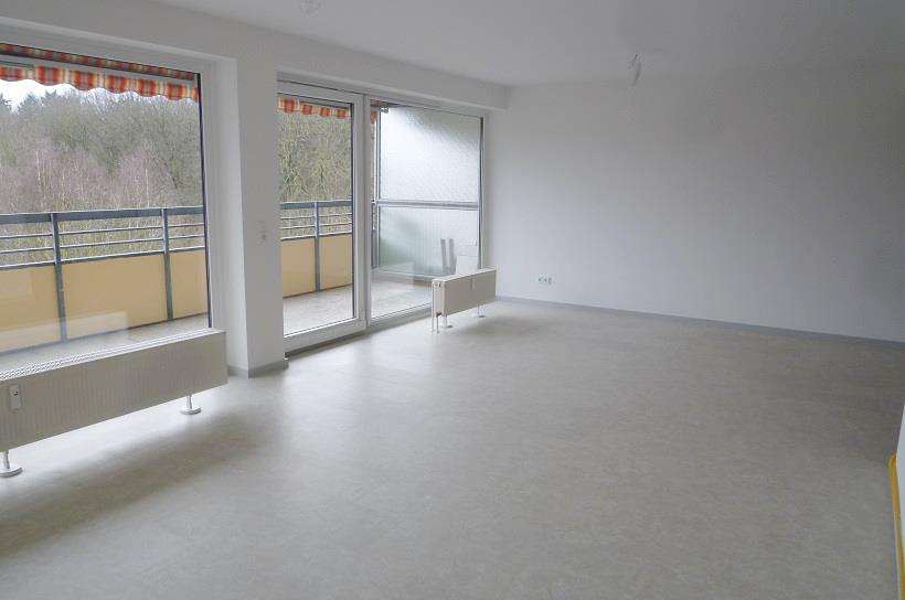 Etagenwohnung Dreieich - 3 Zimmer, 103 m&sup2;, 1.400&euro; | Angebot:25456637