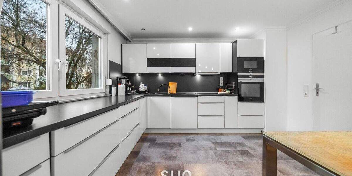 EXKLUSIVES 5 ZIMMER WOHNUNG MIT TRAUMHAFTEM GARTEN - Ihr neues Zuhause in Frankfurt 5 zimmer