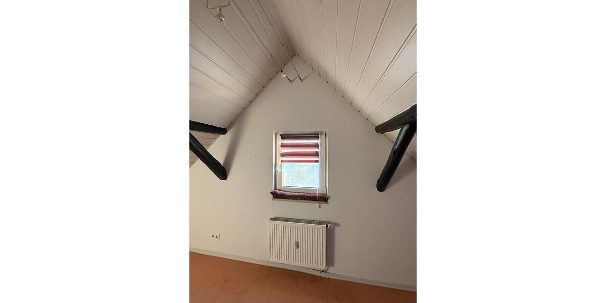 6-Zimmer Zweifamilienhaus nur 150 m zum Main – familienfreundlich 6 zimmer