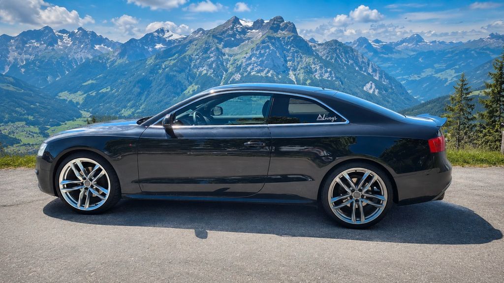 Audi A5 111.000 km 22.000 &euro; Niddatal 61194