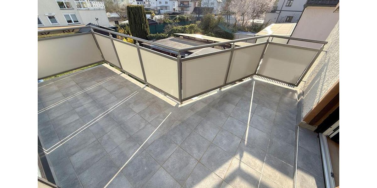 Dachgeschoßwohnung Mühlheim am Main - 3 Zimmer, 88 m&sup2;, 1.100&euro; | Angebot:26179818