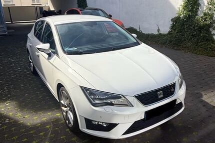 Seat Leon 146.115 km 12.400 € Kelsterbach 65451