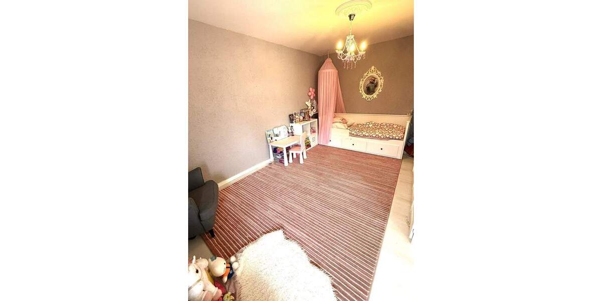 Attraktives Reiheneckhaus mit zwei Terrassen & Garten in ruhiger Lage von Mömbris 5 zimmer