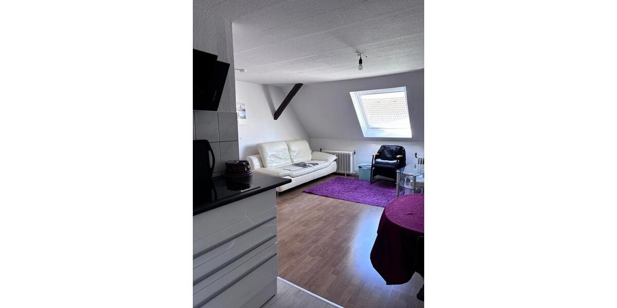 Dachgeschoßwohnung Obertshausen - 2 Zimmer, 65 m&sup2;, 900&euro; | Angebot:26223351