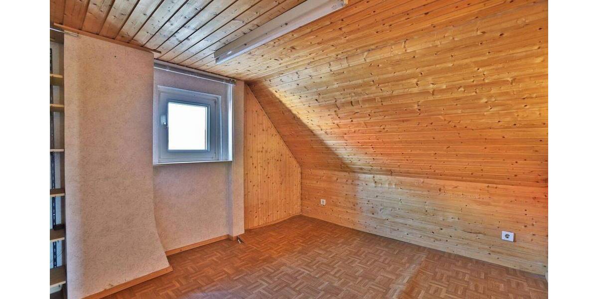 Einfamilienhaus Freigericht Somborn - 8 Zimmer, 130 m&sup2;, 379.000&euro; | Angebot:26857704
