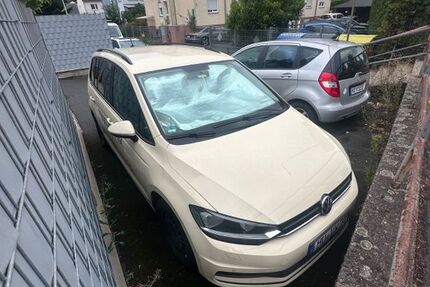 VW Touran 258.068 km 7.500 &euro; Hanau 63457
