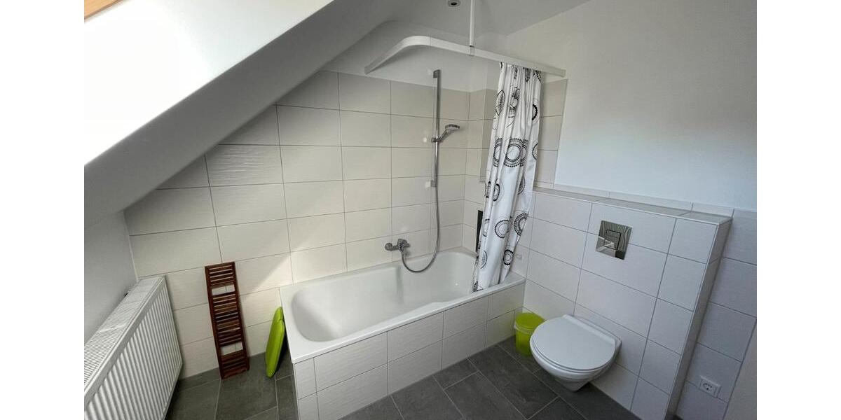 Doppelhaushälfte Hattersheim am Main - 5 Zimmer, 121 m&sup2;, 2.250&euro; | Angebot:26267906