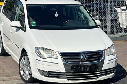 VW Touran 210.000 km 3.499 € Maintal 63477