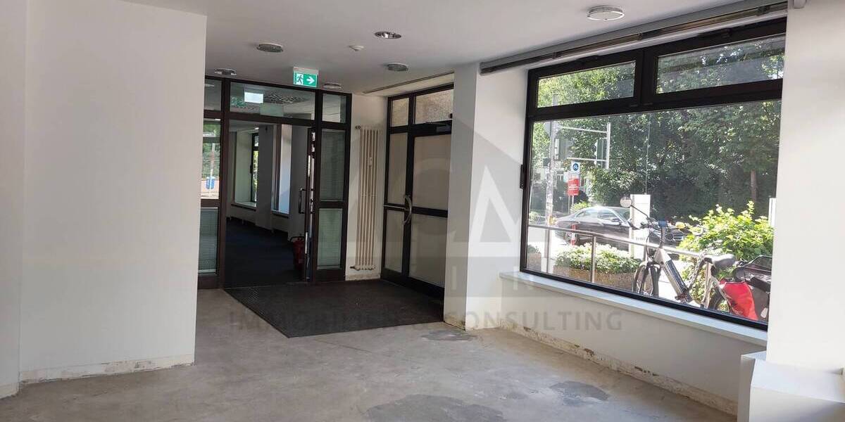 @MCM -ERFOLGREICH VERMITTELT-Showroom, Ausstellung, Galerie... zimmer