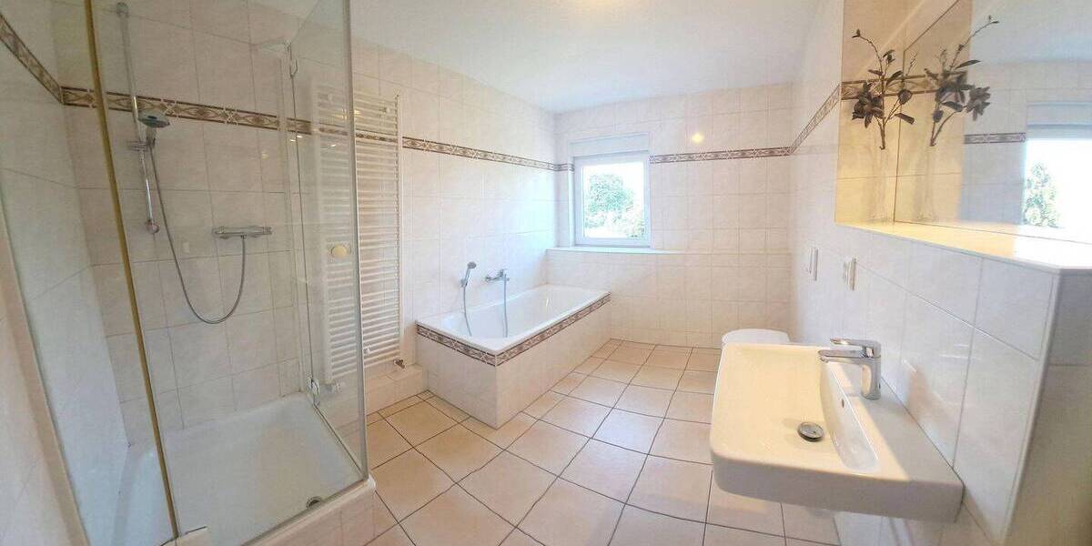 Reihenmittelhaus Kleinostheim - 4 Zimmer, 145 m&sup2;, 495.000&euro; | Angebot:26825463