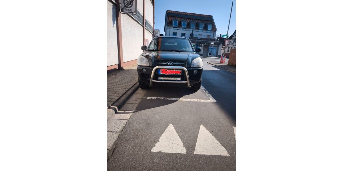 Hyundai TUCSON 140.000 km 2.600 &euro; Nidderau 61130