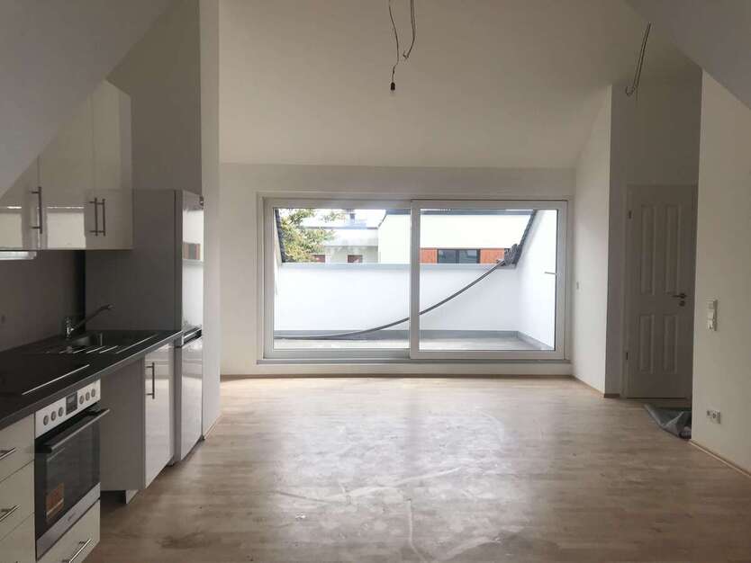 Wohnung zum Mieten in Frankfurt 2.390 € 120 m² 3 zimmer