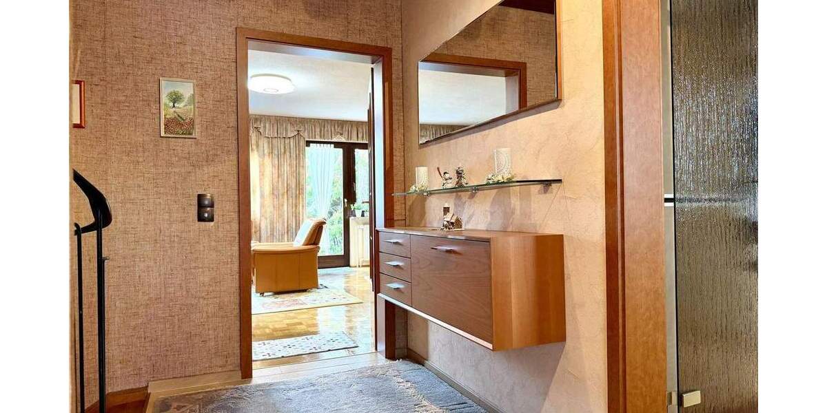 Reihenmittelhaus Offenbach Rumpenheim - 5 Zimmer, 125 m&sup2;, 469.000&euro; | Angebot:25746360