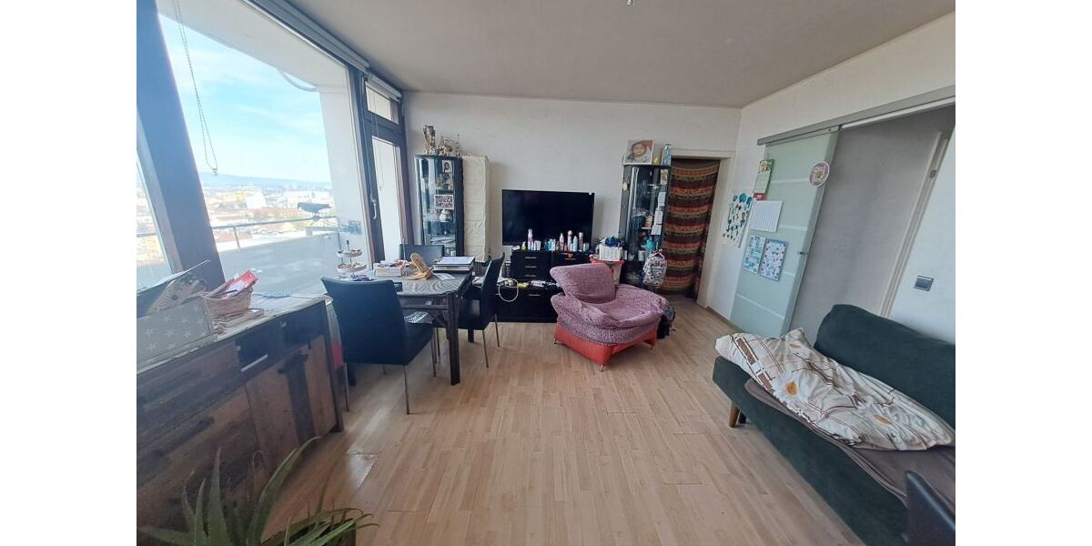 Provisionsfrei* 2-Zimmer Wohnung in begehrter und zentraler Lage von Offenbach mit Skylineblick! - 2- Offenbach | Angebot:26848542