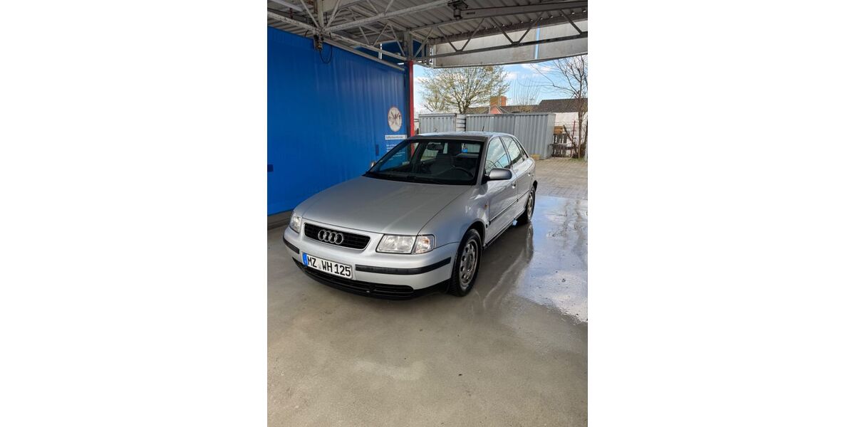 Audi A3 174.200 km 1.999 &euro; Frankfurt am Main 60489