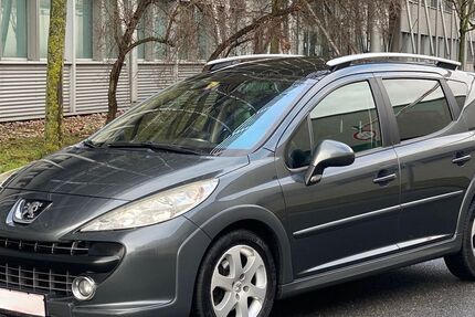 Peugeot 207 310.310 km 2.799 &euro; Rüsselsheim 65428