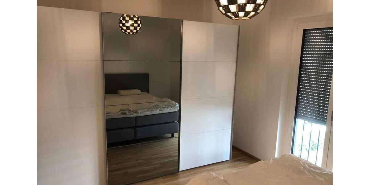 Etagenwohnung Frankfurt am Main Innenstadt 1 - 4 Zimmer, 102 m&sup2;, 1.800&euro; | Angebot:26050996