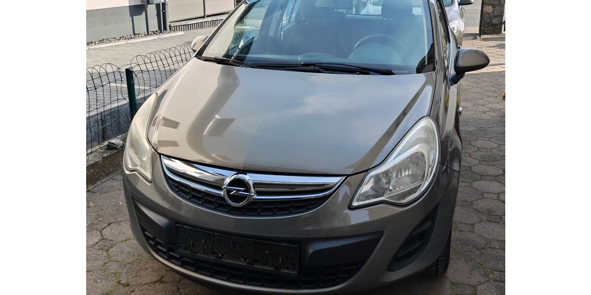 Opel Corsa 132.000 km 3.249 &euro; Rüsselsheim 65428