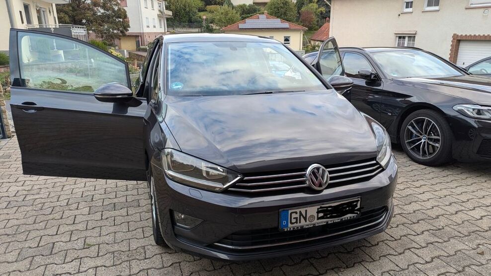 VW Golf Sportsvan 144.000 km 11.000 € Gründau 63584