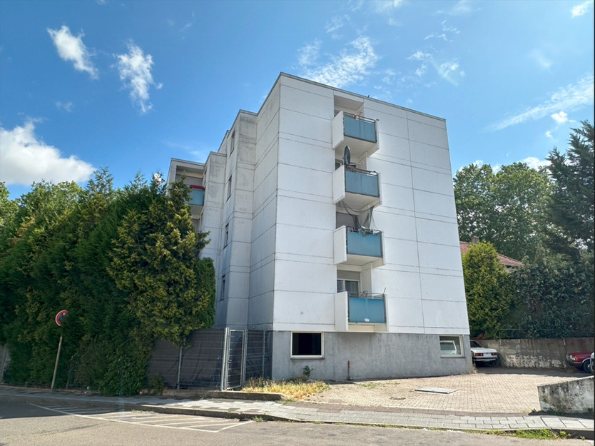 1 Zi. Wohnung mit Balkon in Offenbach am Main zimmer