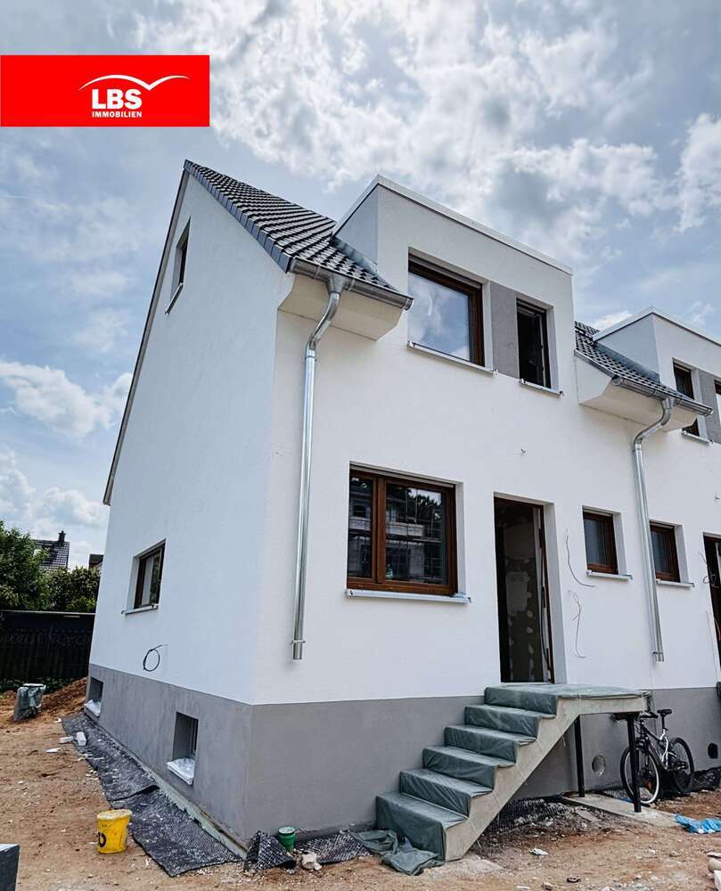 Haus zum Kaufen in Maintal 632.300 € 107 m²