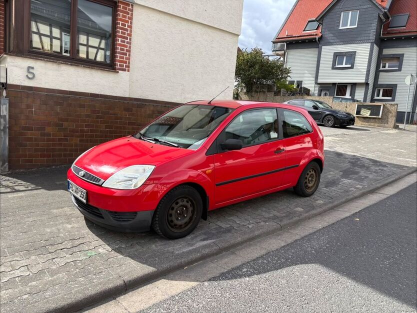 Ford Fiesta 201.000 km 1.300 € Neu-Anspach 61267