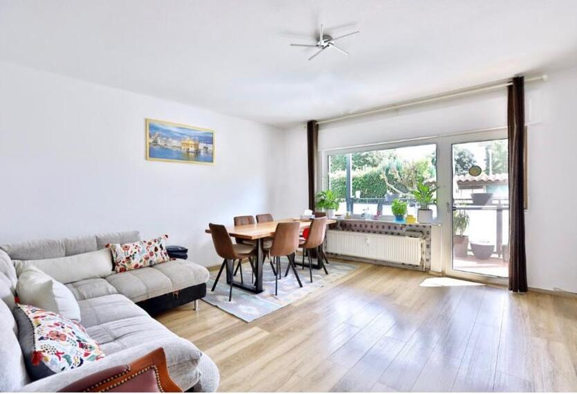 Moderne 3-Zimmer-Erdgeschosswohnung in Neuberg zimmer