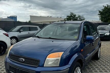 Ford Fusion 148.714 km 2.200 € Mühlheim 63165
