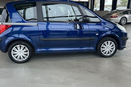 Peugeot 1007 70.000 km 7.900 &euro; Dietzenbach 63128