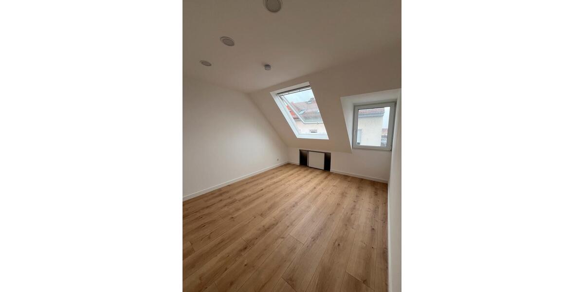 Dachgeschoßwohnung Darmstadt Darmstadt-Nord - 3 Zimmer, 70 m&sup2;, 545&euro; | Angebot:26065930