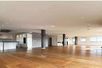 Wohnung Oberursel im Taunus - 6 Zimmer, 423 m&sup2;, 3.800&euro; | Angebot:26205819