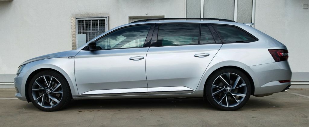 Skoda Superb 104.000 km 21.999 &euro; Frankfurt 60433