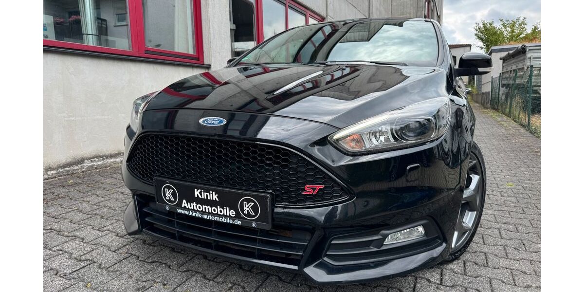 Ford Focus 109.554 km 12.900 &euro; Eppstein - Bremthal 65817