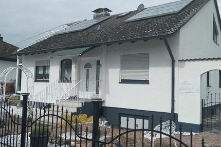 Haus Münster (Hessen) - 7 Zimmer, 260 m&sup2;, 480.000&euro; | Angebot:26312502