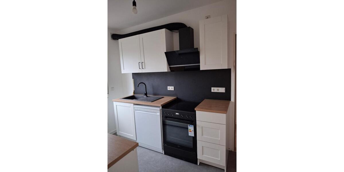 Etagenwohnung Steinbach (Taunus) - 3.5 Zimmer, 85 m&sup2;, 1.200&euro; | Angebot:26241351