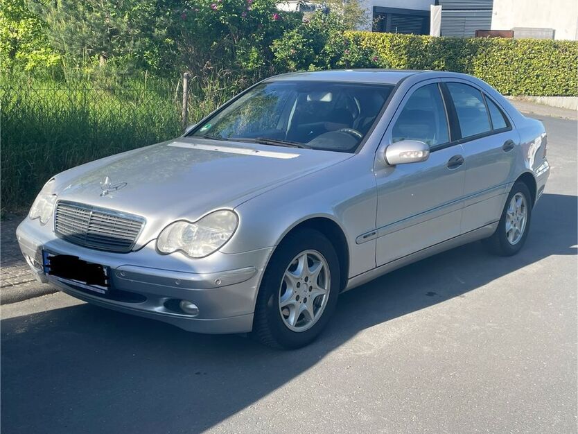 Mercedes-Benz C 180 225.000 km 2.400 € wehrheim 61273