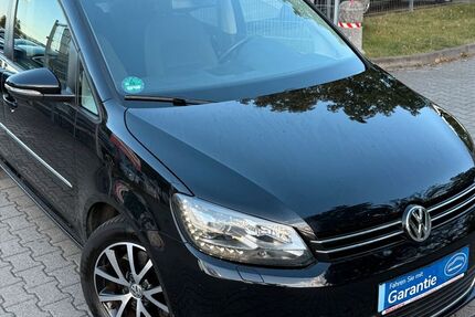 VW Touran 204.551 km 9.950 € Offenbach 63071
