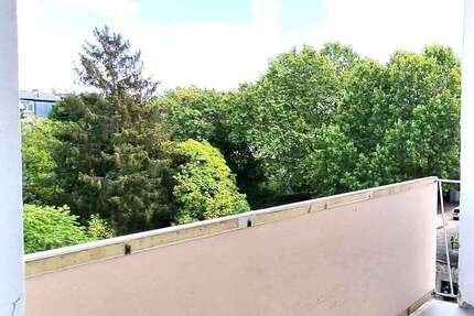 Wohnung Offenbach am Main Zentrum - 3 Zimmer, 90 m&sup2;, 1.350&euro; | Angebot:26809568
