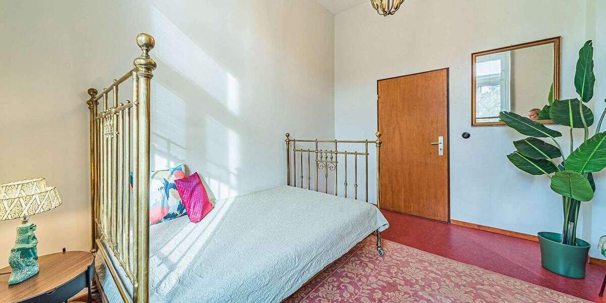 Etagenwohnung Frankfurt am Main Nordend-Ost - 3 Zimmer, 90 m&sup2;, 2.350&euro; | Angebot:25661850