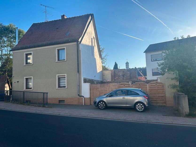 Einfamilienhaus mit Garten