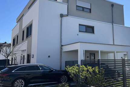 Haus Babenhausen - 6 Zimmer, 189 m&sup2;, 2.100&euro; | Angebot:25131002