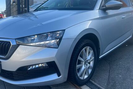 Skoda Scala 189.000 km 8.900 &euro; Bad Vilbel - Frankfurt am Main 61118