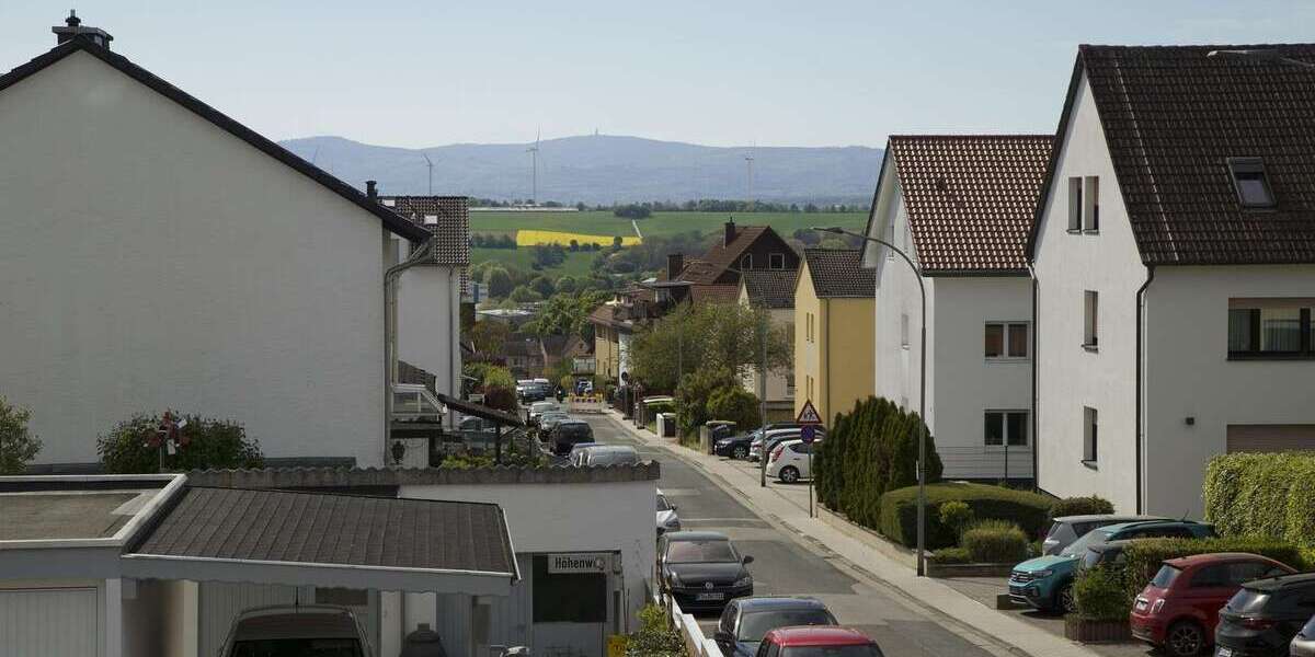 Einfamilienhaus Karben - 9 Zimmer, 252 m&sup2;, 990.000&euro; | Angebot:26836590