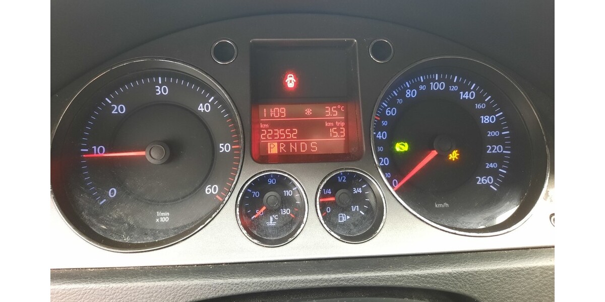 VW Passat 223.552 km 3.600 &euro; Darmstadt 64283