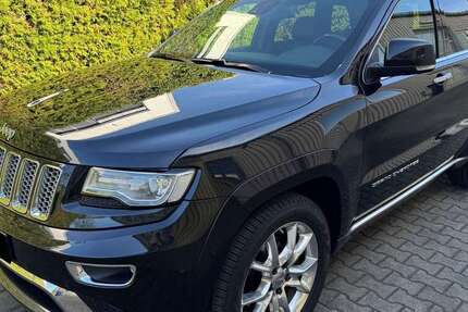 Jeep Grand Cherokee 171.000 km 13.900 &euro; Obertshausen 63179